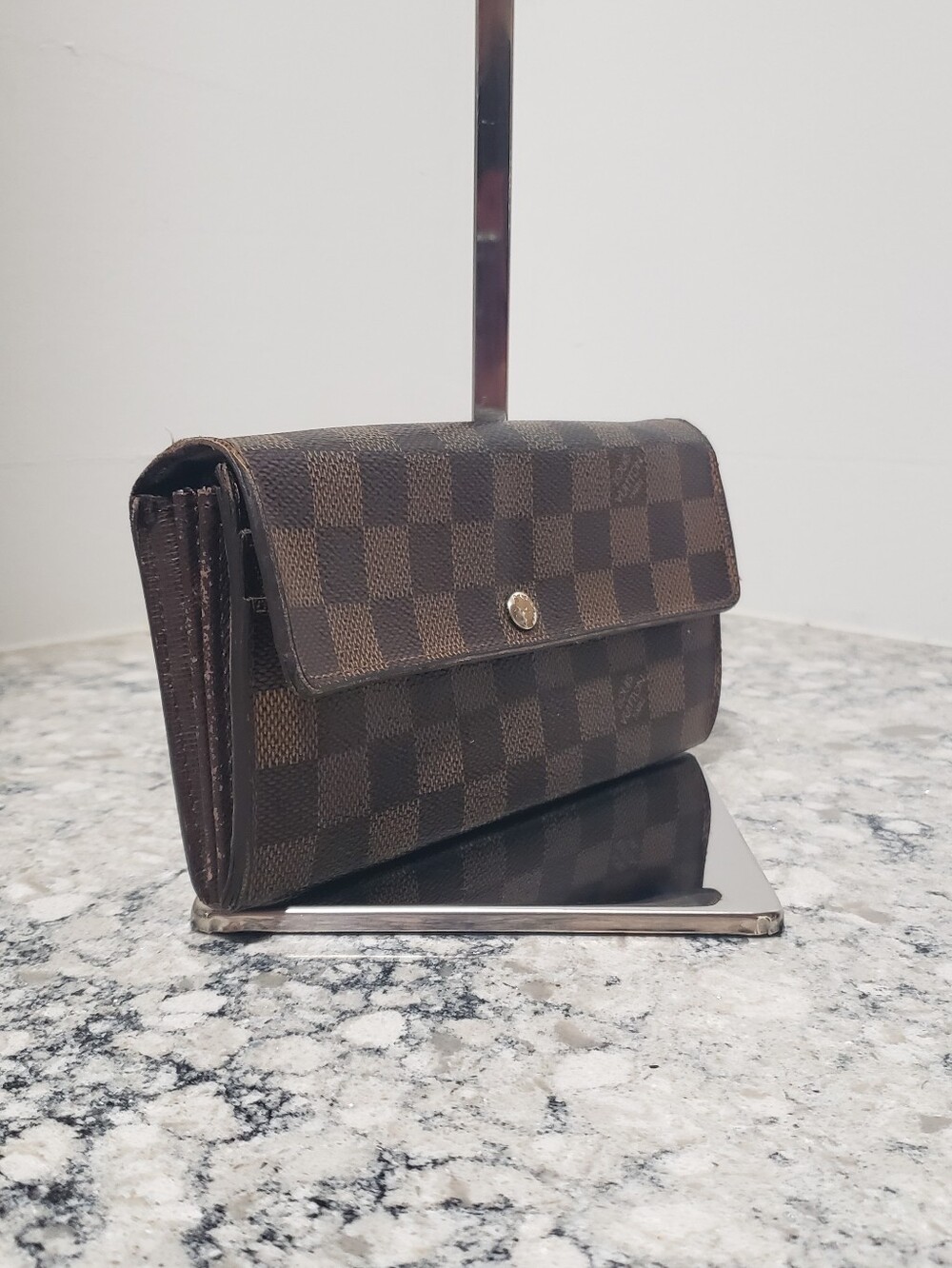 Louis Vuitton Damier Ebene Coated Canvas Long Wallet - Picture 2 of 11
